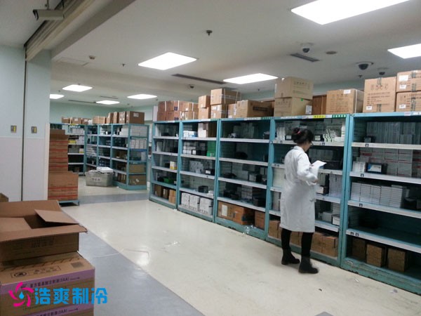 华西医院药品冷库图片