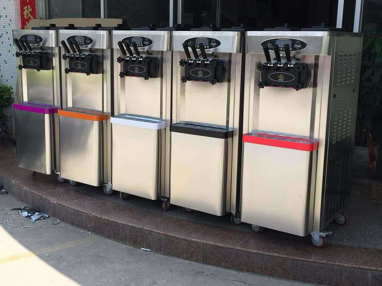 冰淇淋机实拍一