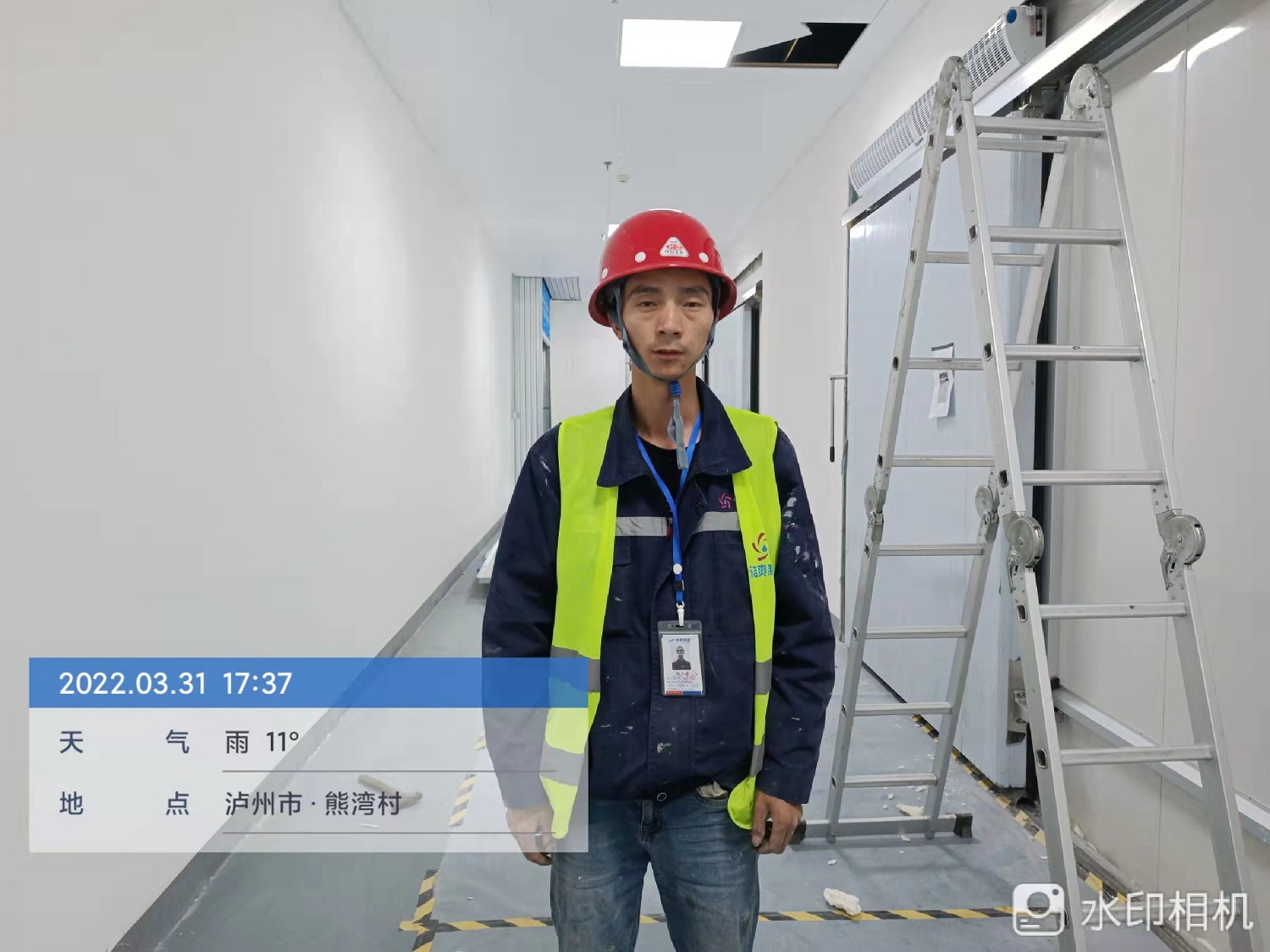 图为步长生物三间冷库过道实拍